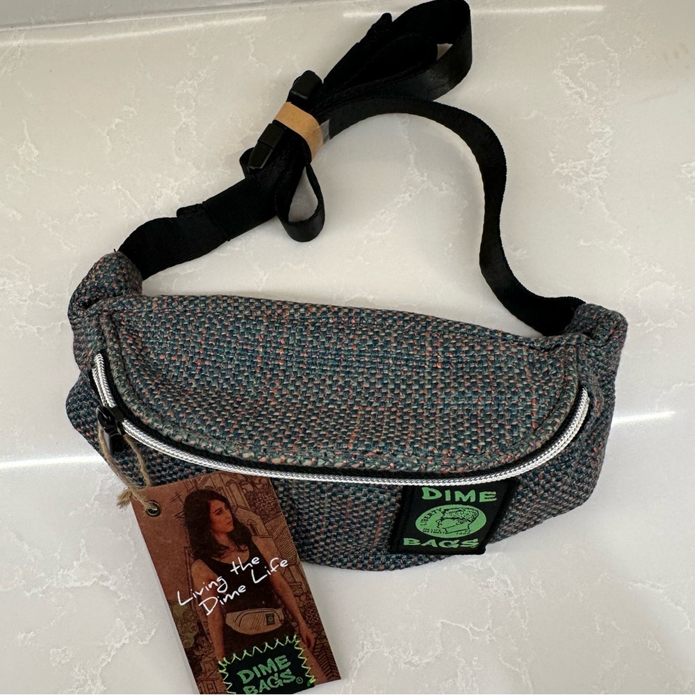 NWT || Dime Bags “Stash Pack” Fanny Pack [Scent Proof Festival Fun]